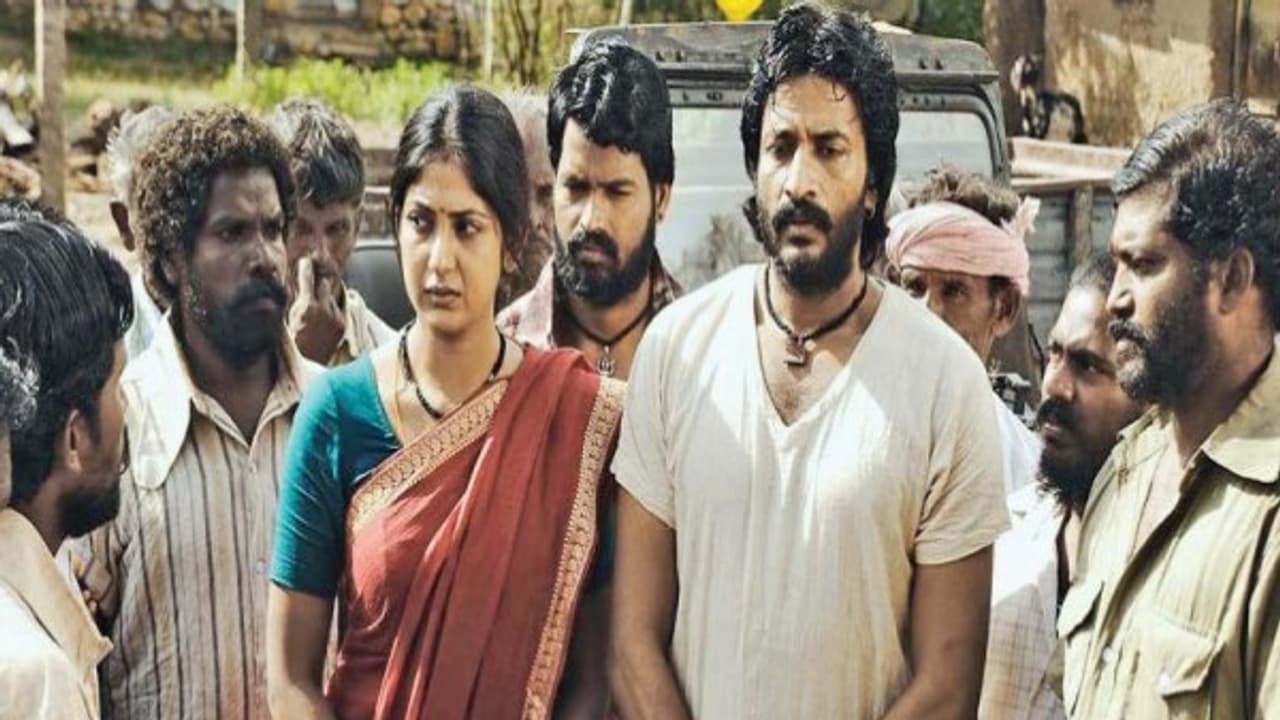 அடக்கு முறையின் மறுமுகத்தை காட்டிய 'களத்தூர் கிராமம்' வெற்றிமாறன் பாராட்டு! அடக்கு முறையின் மறுமுகத்தை காட்டிய 'களத்தூர் கிராமம்' வெற்றிமாறன் பாராட்டு!