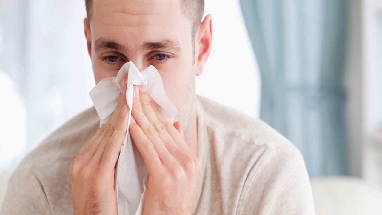 சளியை குணமாக்க கண்ட மாத்திரைகளை சாப்பிடாமல் இந்த இயற்கை முறையை பின்பற்றுங்கள் நல்ல எஃபெக்ட் தரும்... 