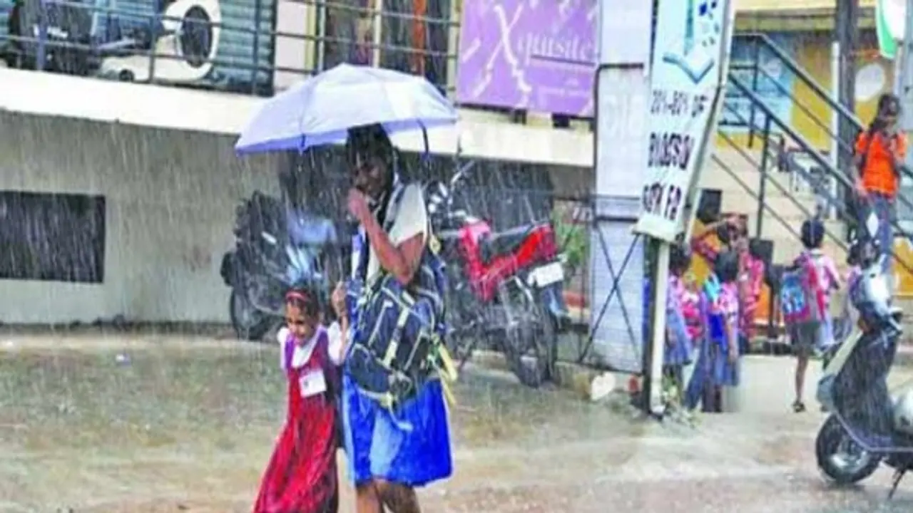 ರಾಜ್ಯದಲ್ಲಿ ಅಬ್ಬರಿಸಲಿದ್ದಾನೆ ವರುಣ : ಯಾವ ಜಿಲ್ಲೆಯಲ್ಲಿ ಅಲರ್ಟ್ ? ರಾಜ್ಯದಲ್ಲಿ ಅಬ್ಬರಿಸಲಿದ್ದಾನೆ ವರುಣ : ಯಾವ ಜಿಲ್ಲೆಯಲ್ಲಿ ಅಲರ್ಟ್ ?