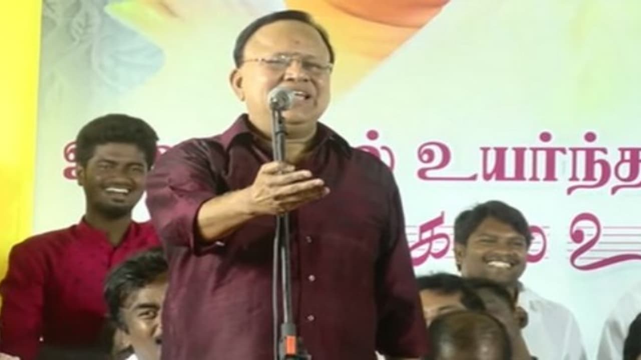 குவிகிறது ராதாரவிக்கு எதிரான புகார்கள் நடவடிக்கை எடுக்க போலீசில் மேலும் ஒரு புகார் குவிகிறது ராதாரவிக்கு எதிரான புகார்கள் நடவடிக்கை எடுக்க போலீசில் மேலும் ஒரு புகார்
