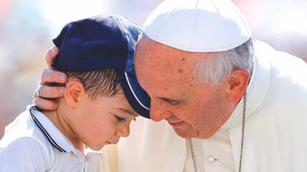 Feet wash ritual: Liberal Christian organisations protest against Catholic churches Feet wash ritual: Liberal Christian organisations protest against Catholic churches