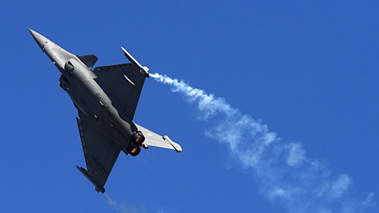 ಏರ್ ಶೋ ಪ್ರಾಯೋಗಿಕ ಪ್ರದರ್ಶನ ಆರಂಭ