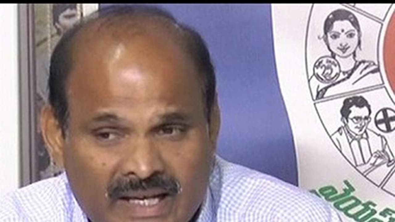 టీడీపీలోకి పార్థసారథి?: తెర వెనుక కారణలివీ..... టీడీపీలోకి పార్థసారథి?: తెర వెనుక కారణలివీ.....