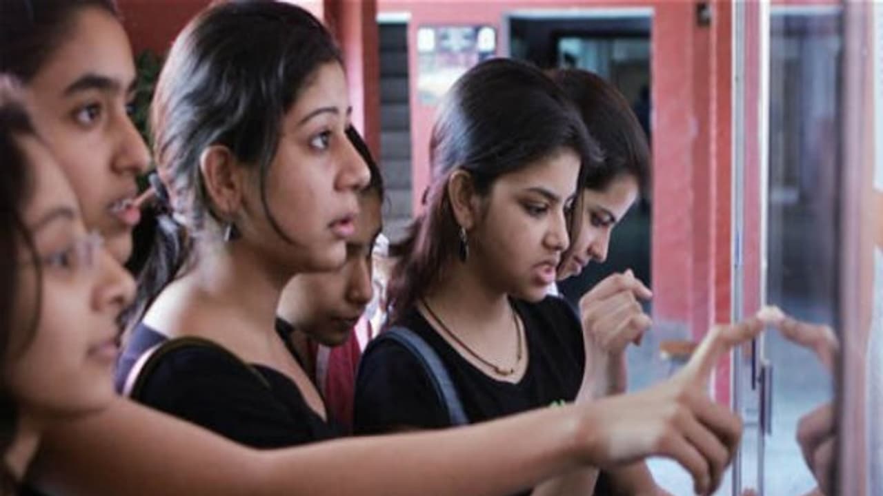 PUC Result : ಜೀವನ ’ಅನುಭವ’ದ ಪಾಠ ಹೇಳಿದ ಯೋಗರಾಜ್ ಭಟ್!