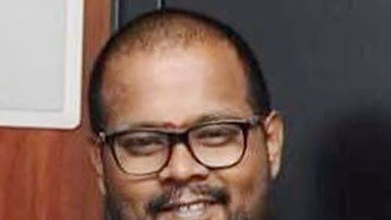 Harassed by financier, South Indian filmmaker Ashok Kumar ends life Harassed by financier, South Indian filmmaker Ashok Kumar ends life