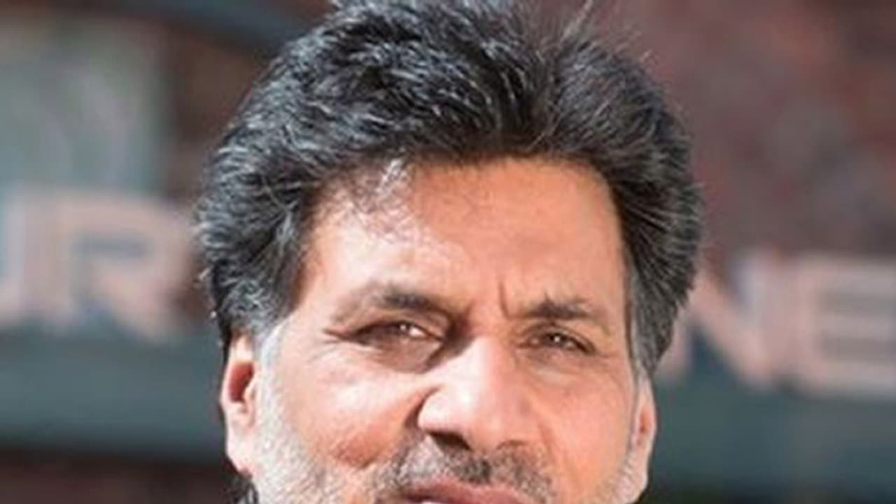 ಭಾರತೀಯರನ್ನು ನಿಂದಿಸಿದ ಪಾಕ್ ನಟ ಹೊರಕ್ಕೆ ಭಾರತೀಯರನ್ನು ನಿಂದಿಸಿದ ಪಾಕ್ ನಟ ಹೊರಕ್ಕೆ