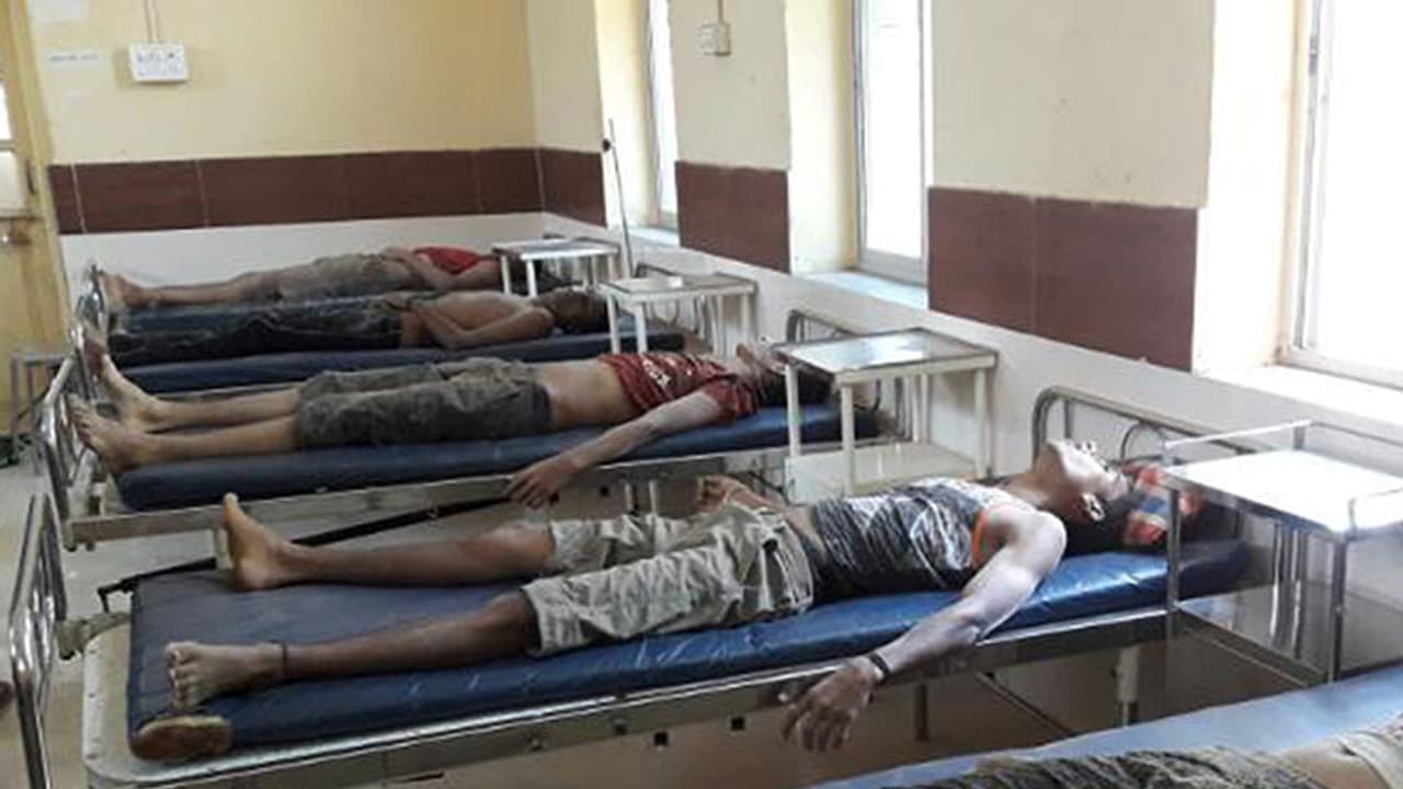 Tragic picnic: 7 students, 1 professor from Karnataka drown off Maharashtra coast Tragic picnic: 7 students, 1 professor from Karnataka drown off Maharashtra coast