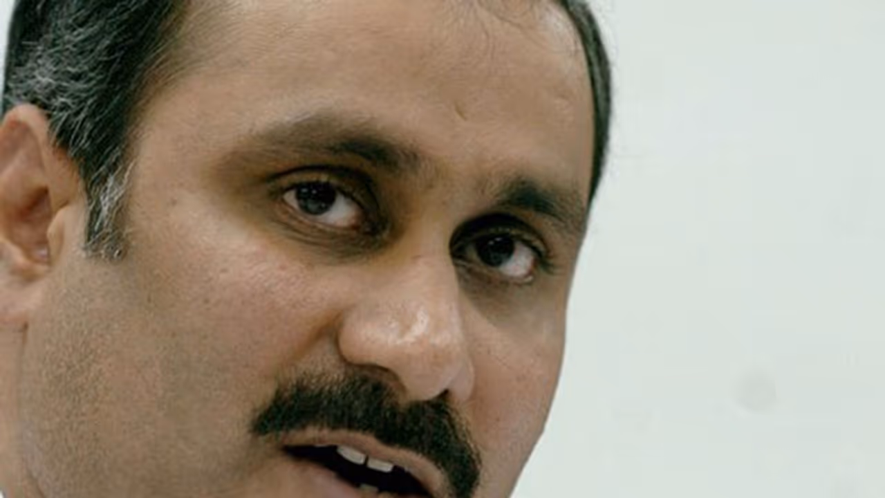 Big promises, drama as PMK releases manifesto