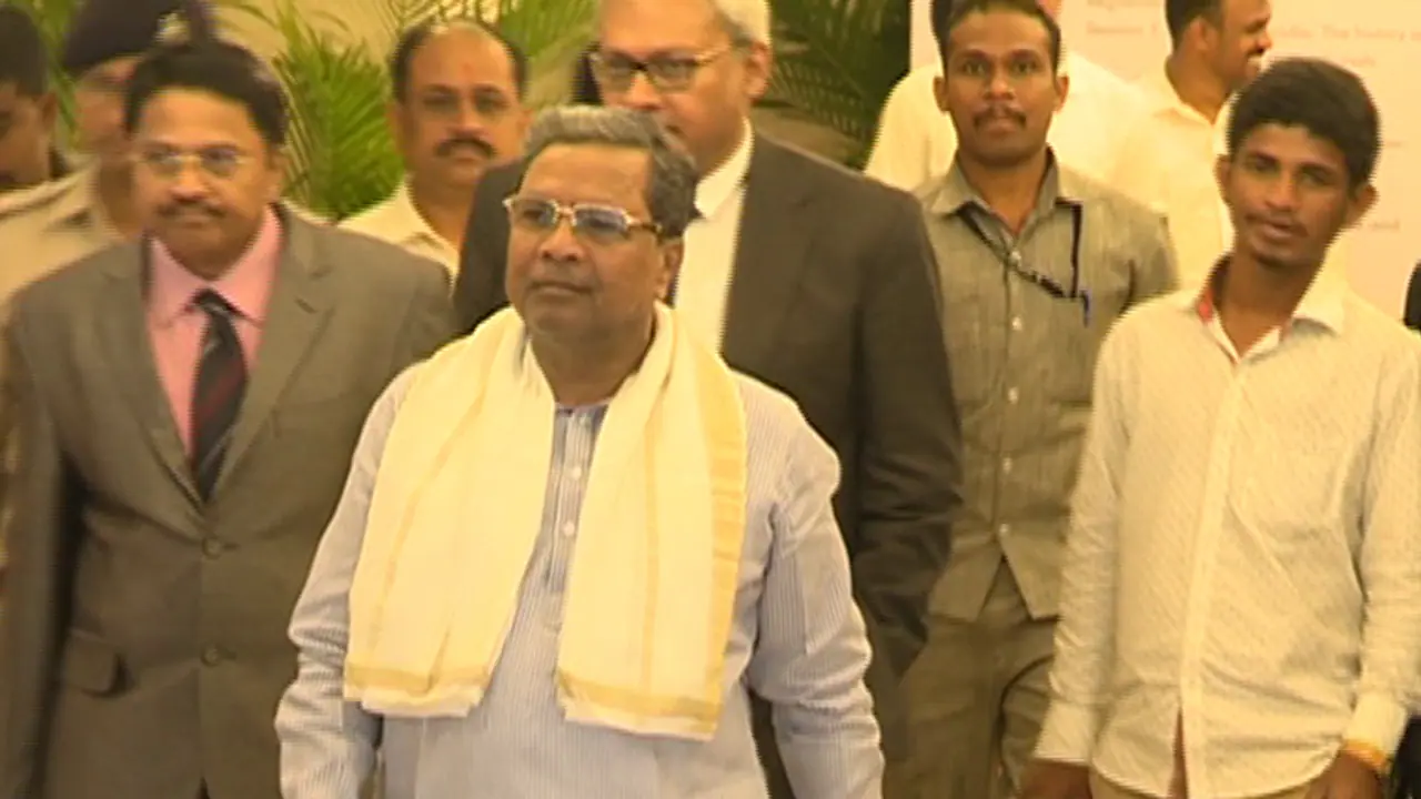 ಲಿಂಗಾಯತ ಧರ್ಮ ಬೇಡ: ಸಿಎಂಗೆ ಗುಪ್ತಚರ ಎಚ್ಚರಿಕೆ ಲಿಂಗಾಯತ ಧರ್ಮ ಬೇಡ: ಸಿಎಂಗೆ ಗುಪ್ತಚರ ಎಚ್ಚರಿಕೆ