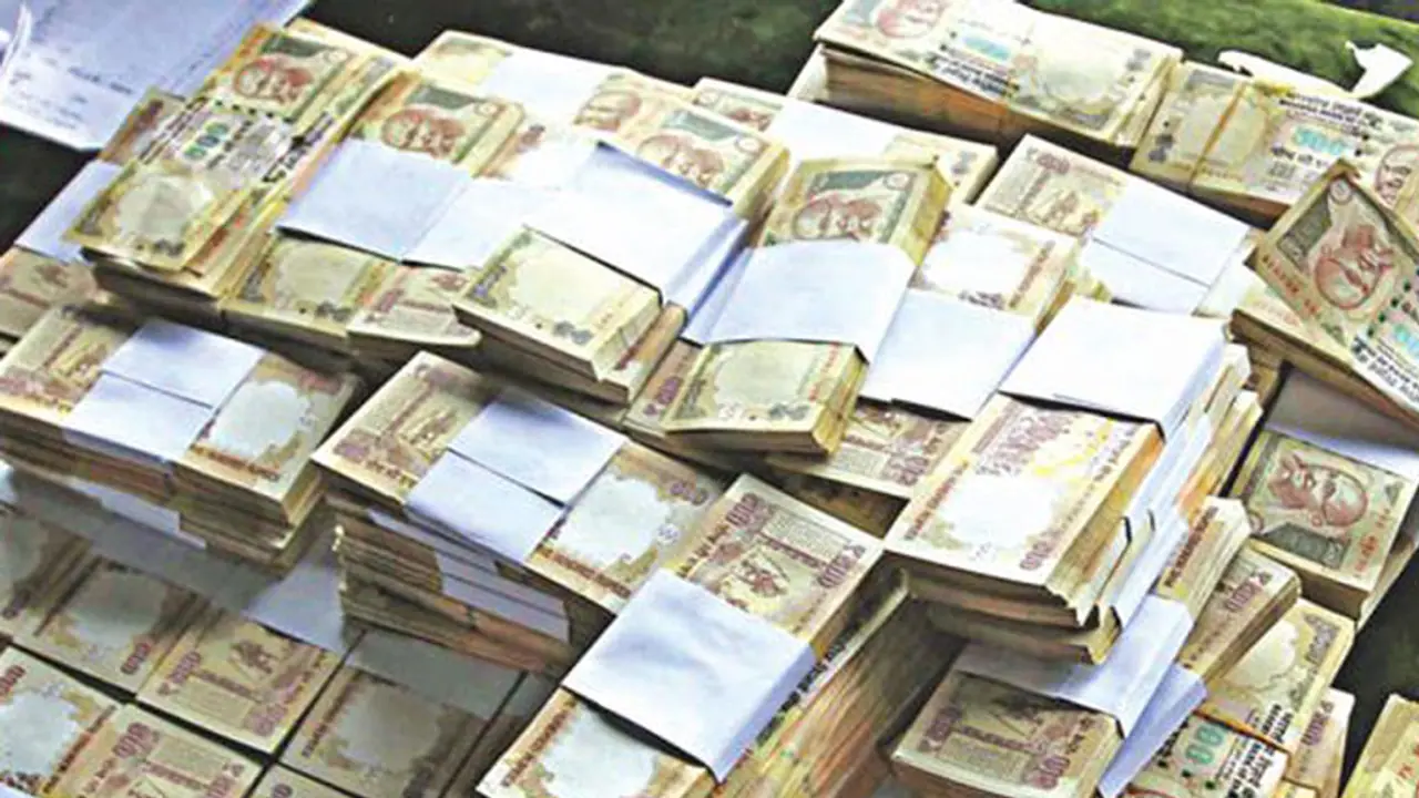 Know how Kerala is the worst hit state after currency ban! Know how Kerala is the worst hit state after currency ban!