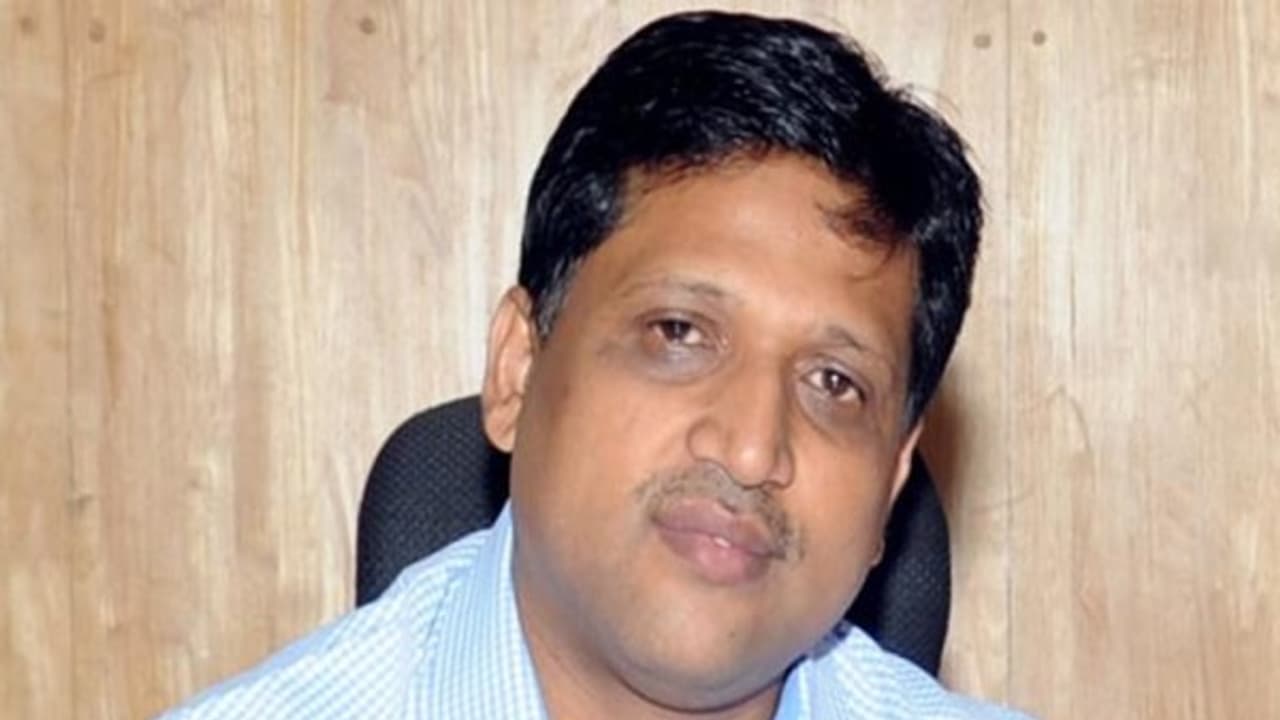 உரிமம் இல்லாமல் செயல்படும் பள்ளி, மருத்துவமனை, உணவகங்களுக்கு தடை விதிக்கப்படும் – ஆட்சியர் அதிரடி உத்தரவு… உரிமம் இல்லாமல் செயல்படும் பள்ளி, மருத்துவமனை, உணவகங்களுக்கு தடை விதிக்கப்படும் – ஆட்சியர் அதிரடி உத்தரவு…