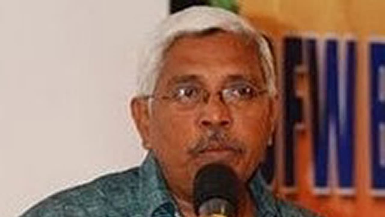 కొట్లాట పెద్దగజేస్తున్న కోదండరాం కొట్లాట పెద్దగజేస్తున్న కోదండరాం