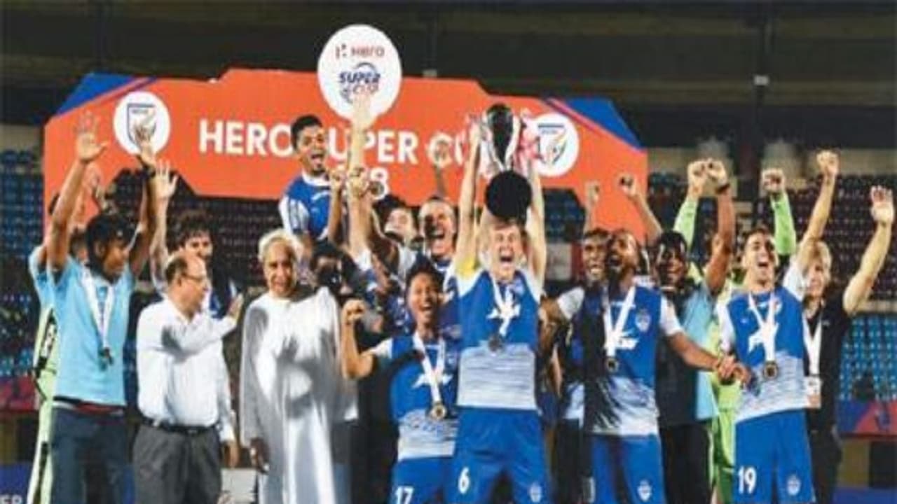 சூப்பர் கோப்பை கால்பந்து பெங்களூரு எஃப் சி அணி சாம்பியன் பட்டம் வென்று அசத்தல்... சூப்பர் கோப்பை கால்பந்து பெங்களூரு எஃப் சி அணி சாம்பியன் பட்டம் வென்று அசத்தல்...