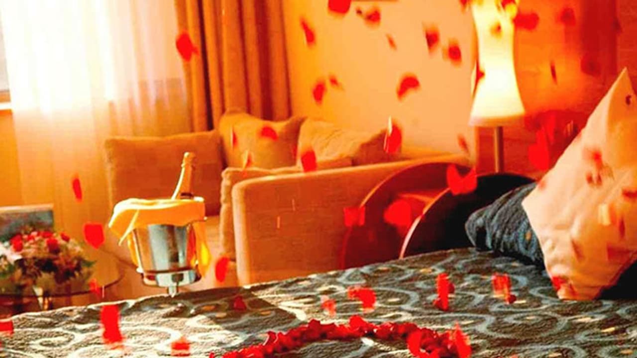 #FeelFree ಯಾವುದು ಸೂಕ್ತ, ಮೊದಲ ರಾತ್ರಿಯೋ ಎರಡನೇ ರಾತ್ರಿಯೋ?