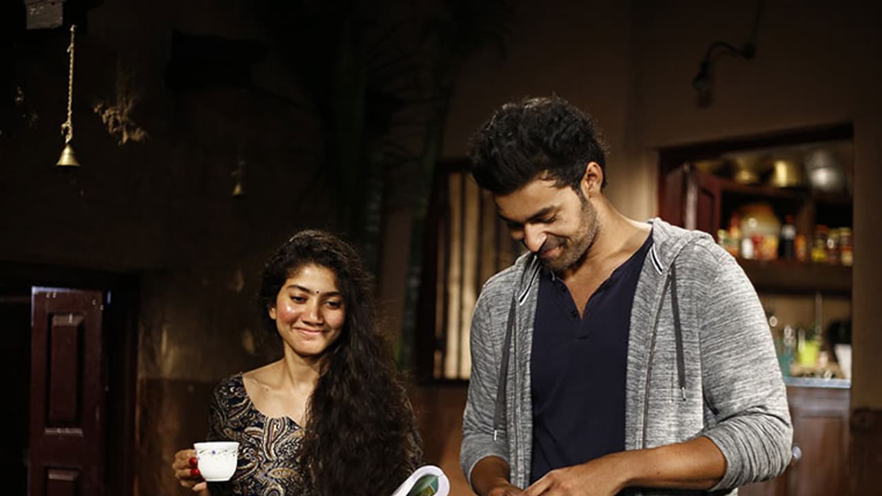 జూలై 21న ప్రపంచ వ్యాప్తంగా విడుదలవుతున్న `ఫిదా` జూలై 21న ప్రపంచ వ్యాప్తంగా విడుదలవుతున్న `ఫిదా`