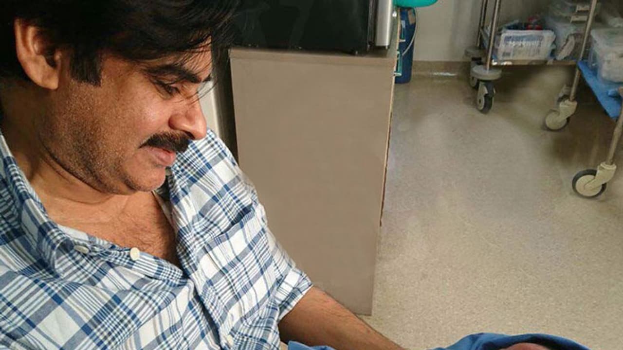 తన కొడుక్కి వెరైటీగా నామకరణం చేసిన పవన్ కళ్యాణ్ తన కొడుక్కి వెరైటీగా నామకరణం చేసిన పవన్ కళ్యాణ్