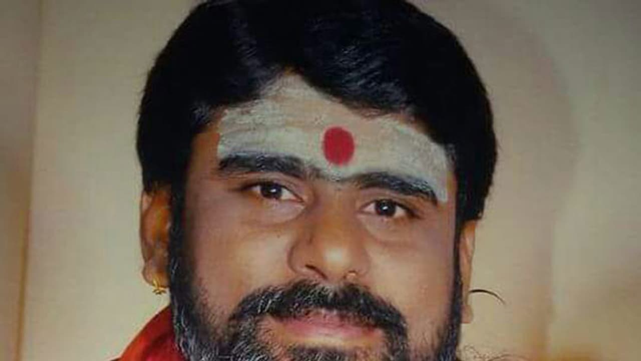 మరో స్వామీజిపై అత్యాచారం కేసు మరో స్వామీజిపై అత్యాచారం కేసు