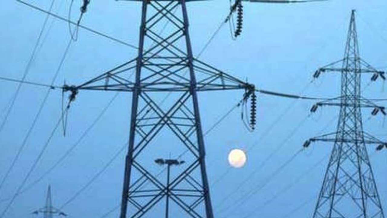 ಸಿಲಿಕಾನ್ ಸಿಟಿ ಜನತೆಗೆ ಪವರ್ ಶಾಕ್ ಸಿಲಿಕಾನ್ ಸಿಟಿ ಜನತೆಗೆ ಪವರ್ ಶಾಕ್