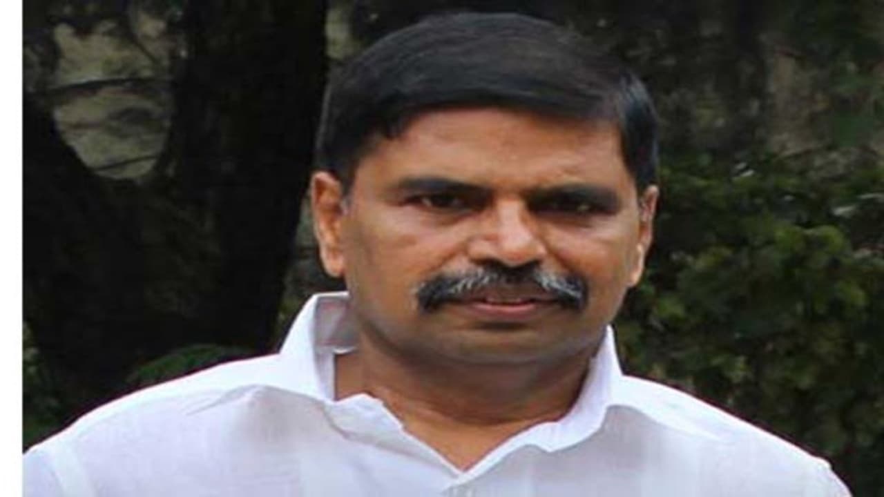 இது நிரந்தர சட்டம் தான் போராட்டக்காரர்களிடையே பேச்சு முன்னாள் நீதிபதி ஹரிபரந்தாமன் இது நிரந்தர சட்டம் தான் போராட்டக்காரர்களிடையே பேச்சு முன்னாள் நீதிபதி ஹரிபரந்தாமன்