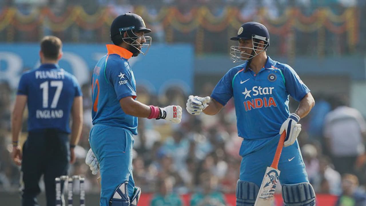 ധോണിയുടെയും യുവരാജിന്റെയും ഭാവിയെക്കുറിച്ച് രവി ശാസ്ത്രി ധോണിയുടെയും യുവരാജിന്റെയും ഭാവിയെക്കുറിച്ച് രവി ശാസ്ത്രി