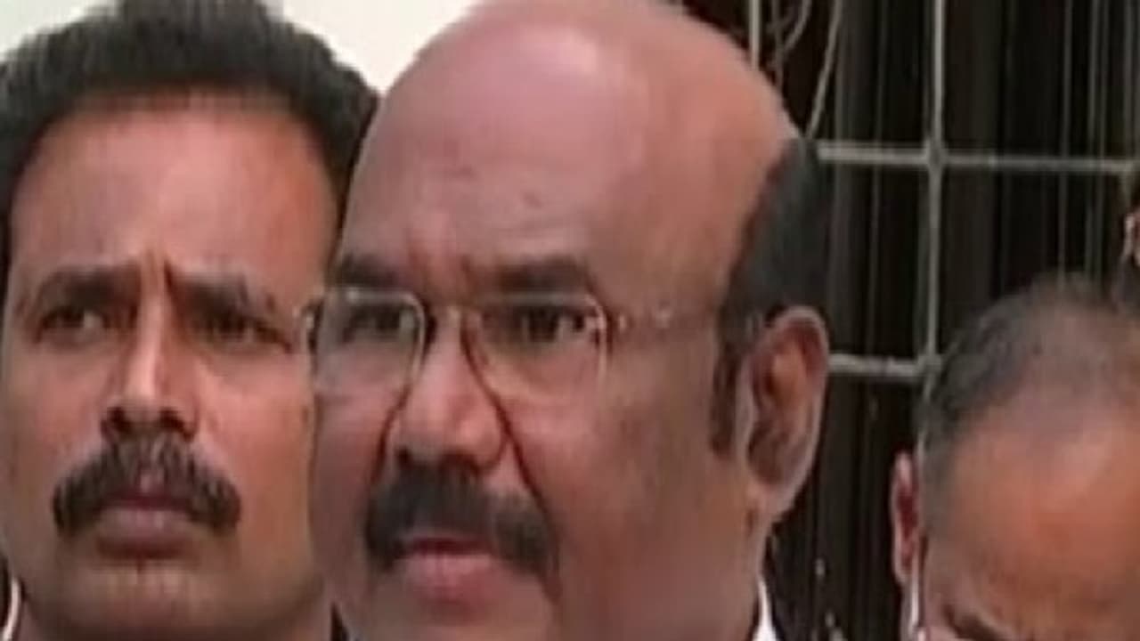 நிர்மலா விவகாரத்தில் சிபிஐ விசாரணை தேவையில்லை...! சிபிசிஐடி விசாரணையே போதும்...! ஜெயக்குமார் நிர்மலா விவகாரத்தில் சிபிஐ விசாரணை தேவையில்லை...! சிபிசிஐடி விசாரணையே போதும்...! ஜெயக்குமார்