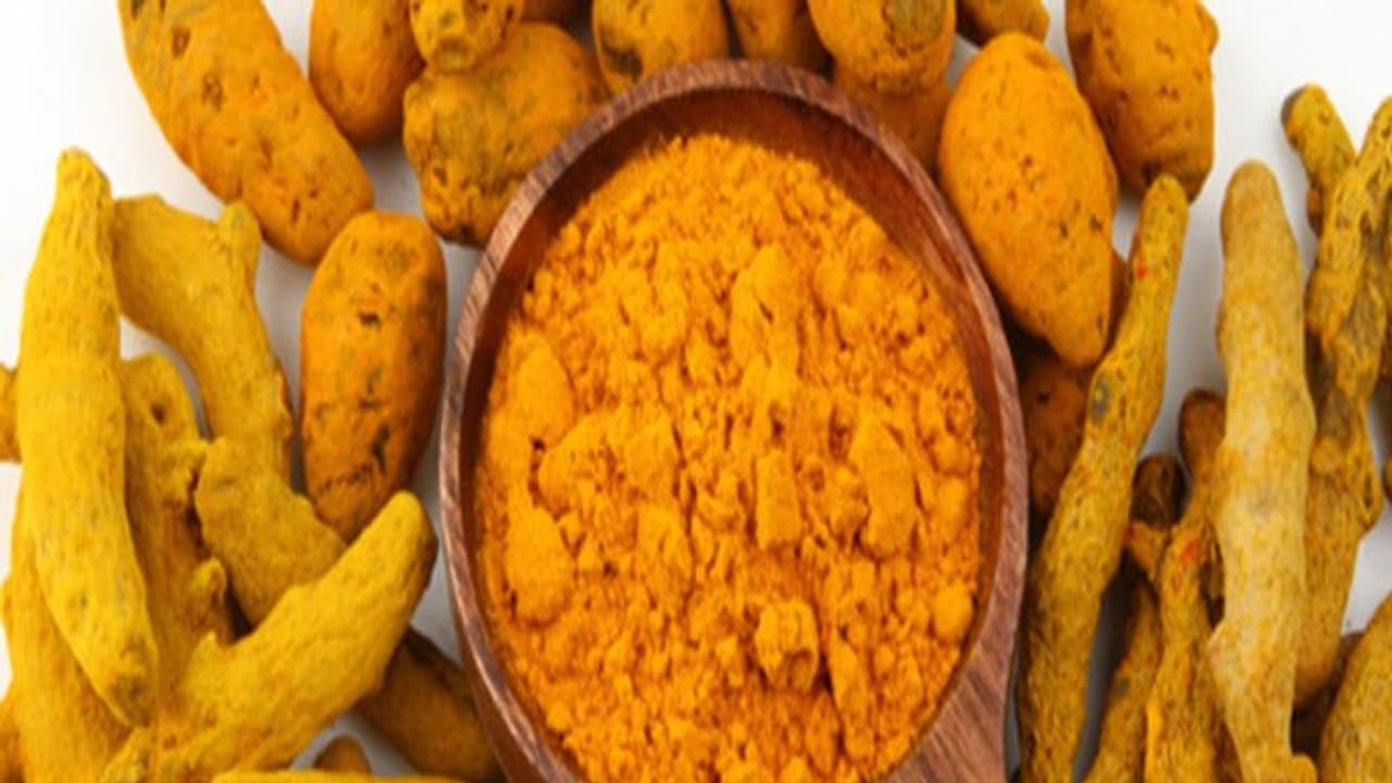 நோய் எதிர்ப்பு சக்தியை இயற்கையாகவே கொண்ட மஞ்சளால் நமக்கு கிடைக்கும் நன்மைகள்... நோய் எதிர்ப்பு சக்தியை இயற்கையாகவே கொண்ட மஞ்சளால் நமக்கு கிடைக்கும் நன்மைகள்...