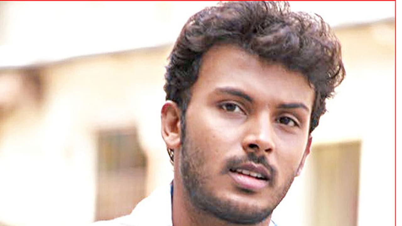 ರವಿಚಂದ್ರನ್ ಪುತ್ರನ ಚಿತ್ರದ ಶೂಟಿಂಗ್ ನಡೆಯುವಾಗ ಕಲಾವಿದೆ ಸಾವು ರವಿಚಂದ್ರನ್ ಪುತ್ರನ ಚಿತ್ರದ ಶೂಟಿಂಗ್ ನಡೆಯುವಾಗ ಕಲಾವಿದೆ ಸಾವು