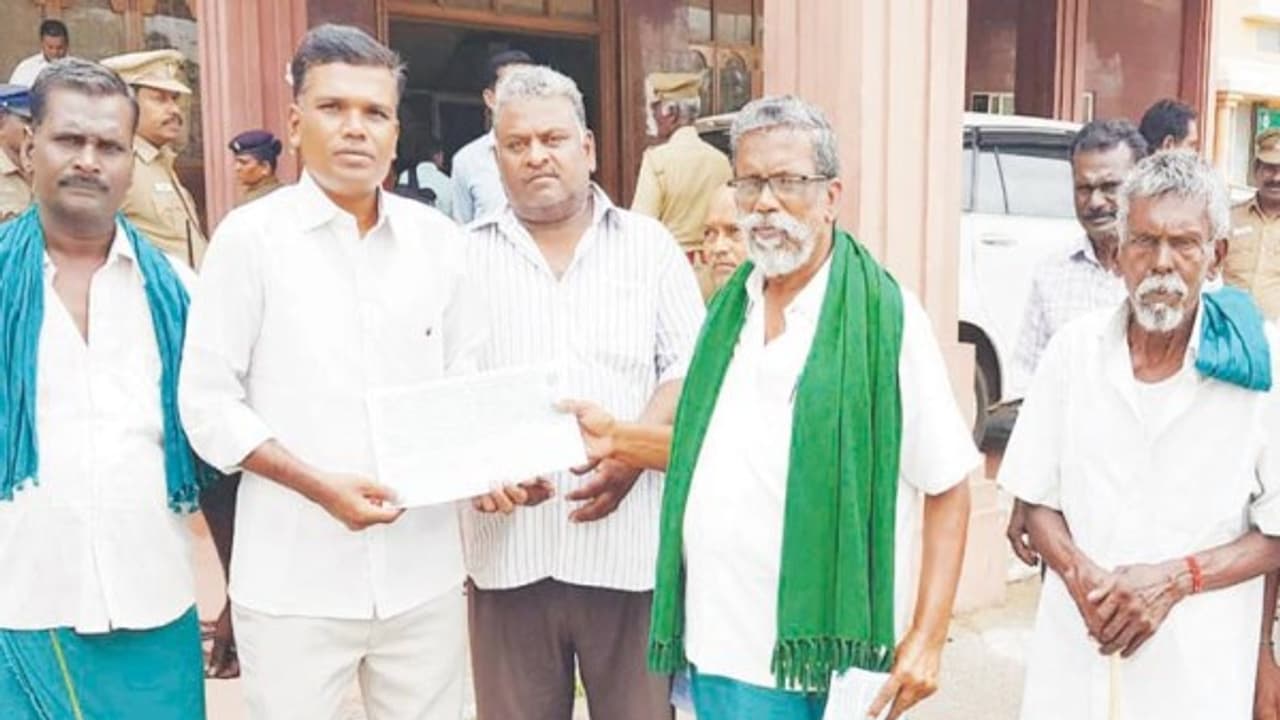 அரசே செய்தாலும் தவறு தவறுதான் அகற்றப்பட வேண்டும் என்கிறார் விவசாய சங்கத் தலைவர் ஐயாக்கண்ணு... அரசே செய்தாலும் தவறு தவறுதான் அகற்றப்பட வேண்டும் என்கிறார் விவசாய சங்கத் தலைவர் ஐயாக்கண்ணு...