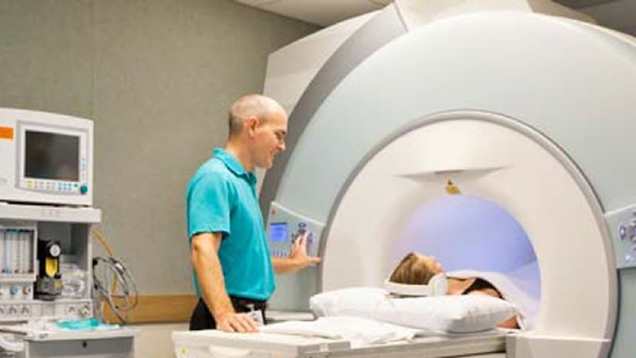 സിടി സ്കാൻ മസ്തിഷ്ക അർബുദം ഉണ്ടാക്കുമോ? സിടി സ്കാൻ മസ്തിഷ്ക അർബുദം ഉണ്ടാക്കുമോ?