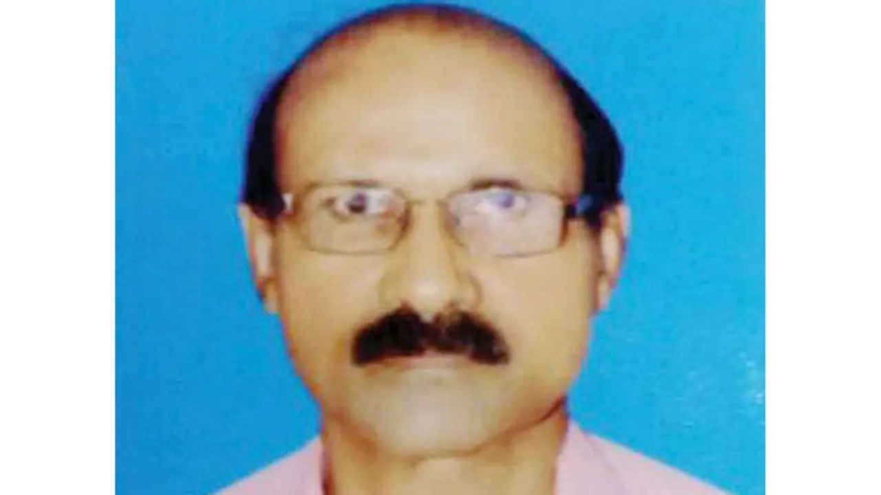 Farmer's suicide: Village officers booked under non bailable offence Farmer's suicide: Village officers booked under non bailable offence