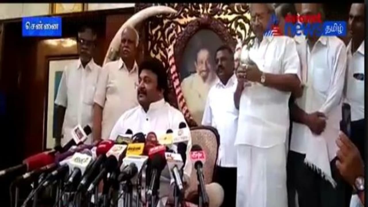 பல தலைவர்கள் ஆசையை நிறைவேற்றிய முதலமைச்சர்...! நன்றி தெரிவித்த நடிகர் பிரபு...! பல தலைவர்கள் ஆசையை நிறைவேற்றிய முதலமைச்சர்...! நன்றி தெரிவித்த நடிகர் பிரபு...!