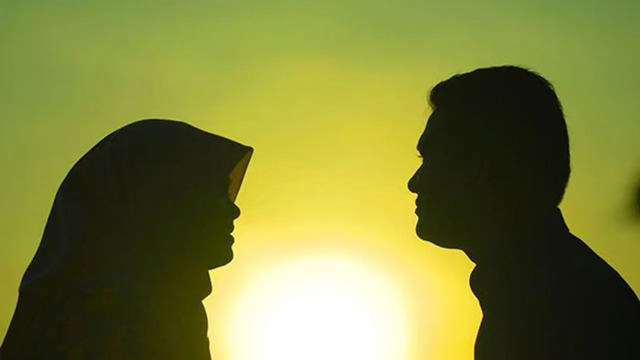 Children forcefully separate elderly couple, throw them out of the house Children forcefully separate elderly couple, throw them out of the house