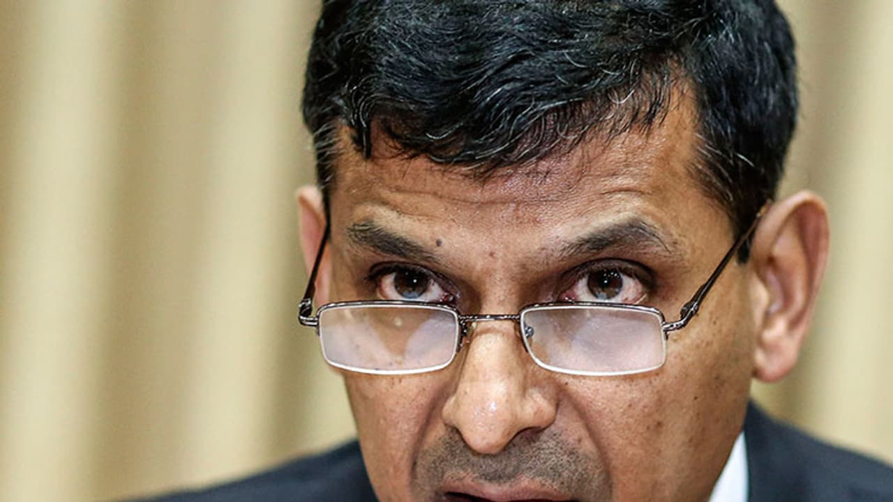 Don't be euphoric about high growth: Rajan Don't be euphoric about high growth: Rajan