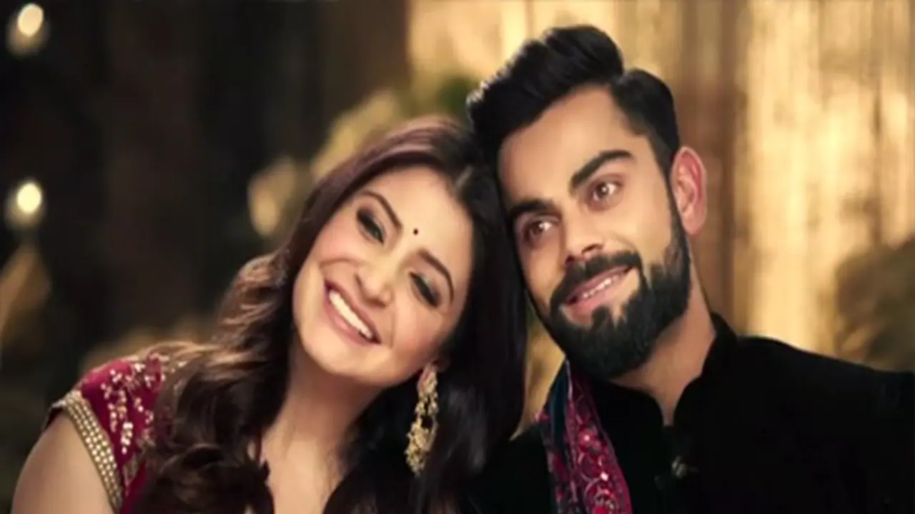 ఆ షాంపూయే మా ఇద్దరిని కలిపింది: అనుష్కతో ప్రేమాయణం గురించి కోహ్లీ