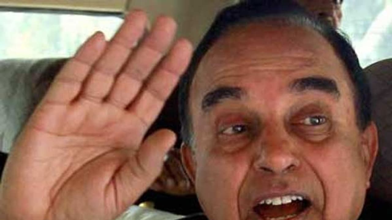 ಮೋದಿ ವಿರುದ್ಧ ನಿಂತ್ರಾ ಸ್ವಾಮಿ?: 'ಗಂಭೀರ' ಎಚ್ಚರಿಕೆ! ಮೋದಿ ವಿರುದ್ಧ ನಿಂತ್ರಾ ಸ್ವಾಮಿ?: 'ಗಂಭೀರ' ಎಚ್ಚರಿಕೆ!