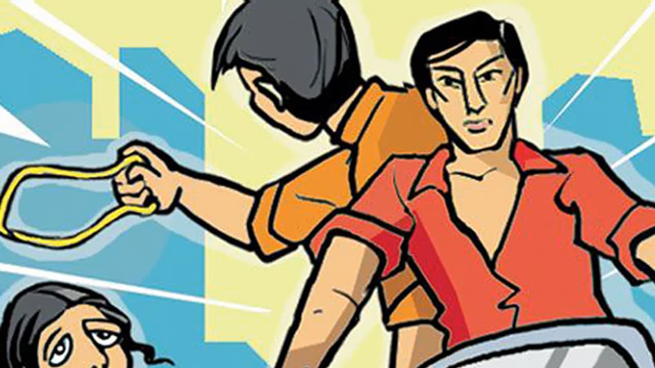 ಯೂಟ್ಯೂಬ್ ನೋಡಿ ಕಳ್ಳತನಕ್ಕಿಳಿದ ಖತರ್ನಾಕ್ ಕಳ್ಳರು..! ಯೂಟ್ಯೂಬ್ ನೋಡಿ ಕಳ್ಳತನಕ್ಕಿಳಿದ ಖತರ್ನಾಕ್ ಕಳ್ಳರು..!