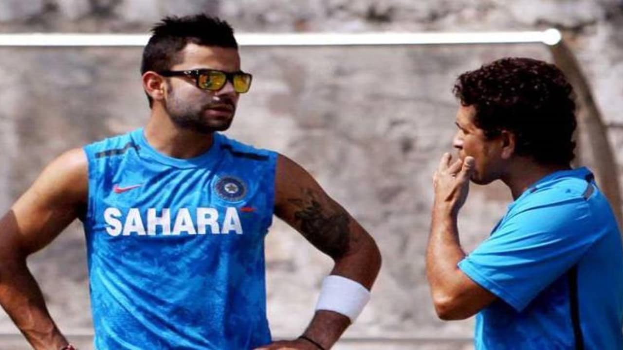 திடீர்னு வந்து என் காலில் விழுந்தாட்டாப்ள கோலி! எனக்கு ஒண்ணுமே புரியல; லேட்டாதான் எல்லாமே புரிஞ்சுது சச்சின் திடீர்னு வந்து என் காலில் விழுந்தாட்டாப்ள கோலி! எனக்கு ஒண்ணுமே புரியல; லேட்டாதான் எல்லாமே புரிஞ்சுது சச்சின்