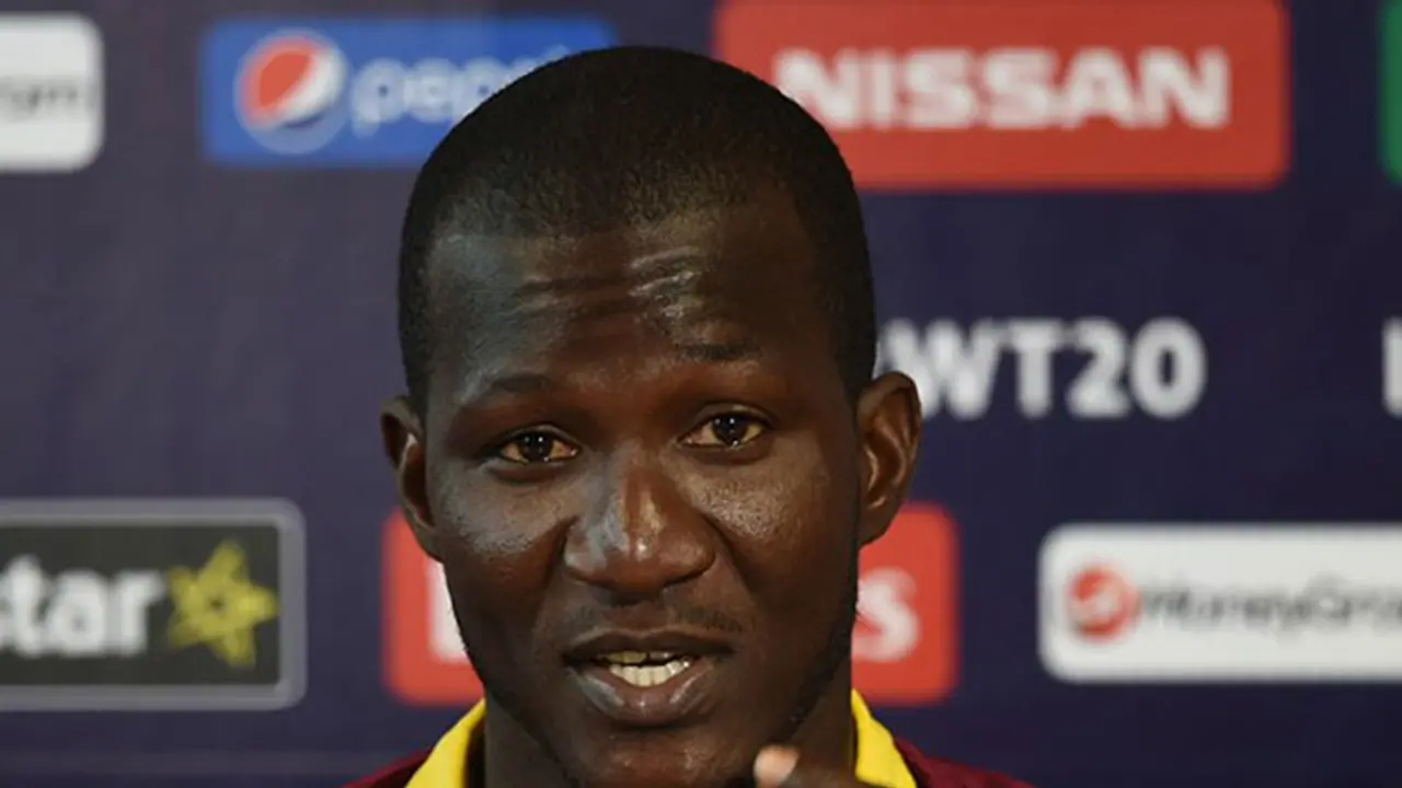 విండీస్ క్రికెటర్ డారెన్ సామికి పాక్ అత్యున్నత పురస్కారం విండీస్ క్రికెటర్ డారెన్ సామికి పాక్ అత్యున్నత పురస్కారం