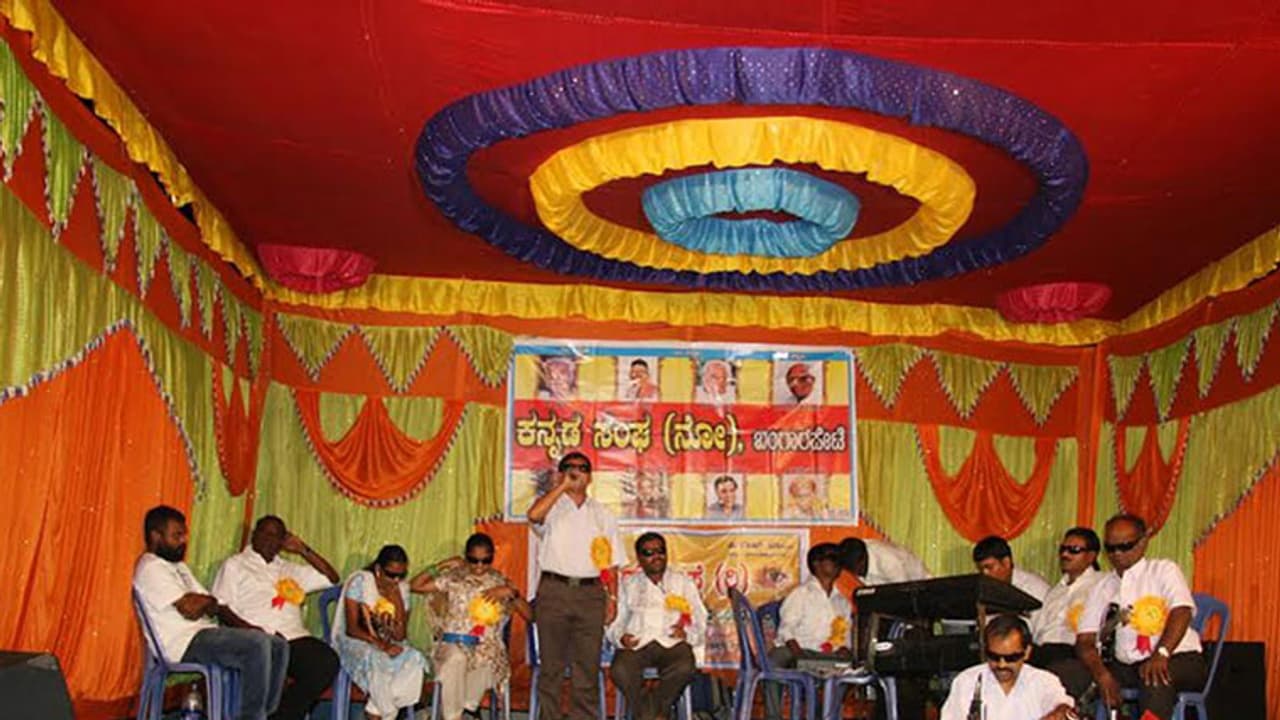 City barber fulfills 'blind' dreams City barber fulfills 'blind' dreams