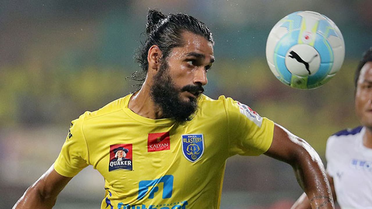 ചൈനയെ കീഴടക്കാന് ഇന്ത്യയ്ക്ക് ബ്ലാസ്റ്റേഴ്സിന്റെ തന്ത്രം; ജിംഗാന് നായകന് ചൈനയെ കീഴടക്കാന് ഇന്ത്യയ്ക്ക് ബ്ലാസ്റ്റേഴ്സിന്റെ തന്ത്രം; ജിംഗാന് നായകന്