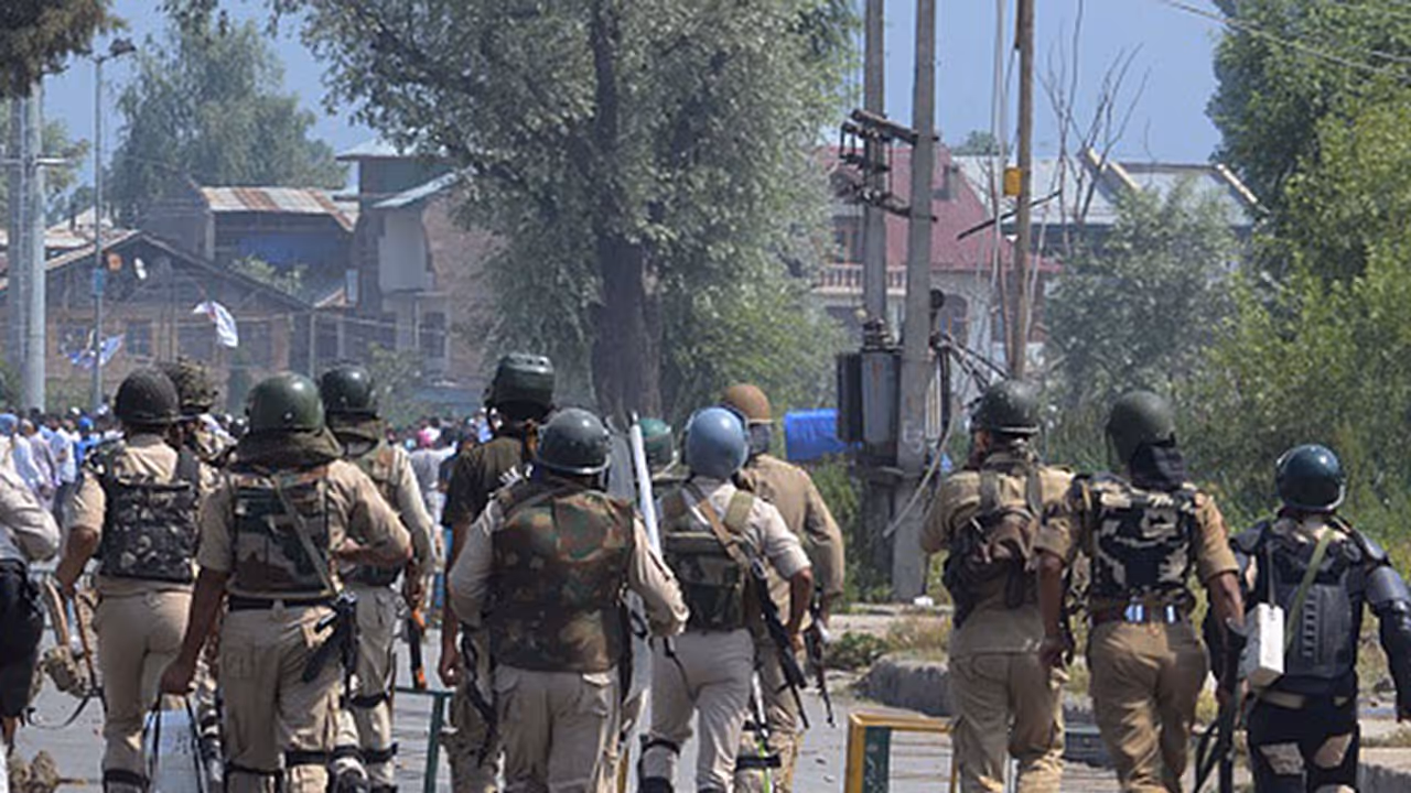 PM Modi unhappy over media coverage of Kashmir unrest PM Modi unhappy over media coverage of Kashmir unrest