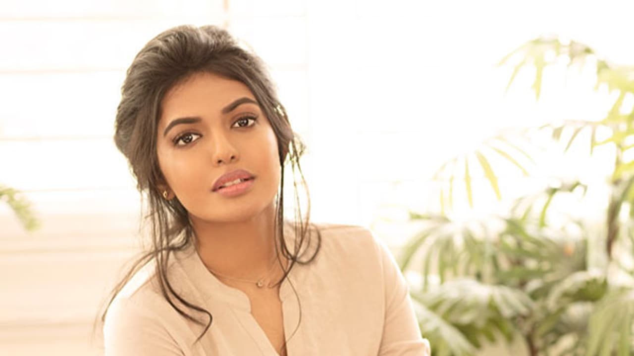 సినిమా రిలీజ్ కాకుండానే ఆఫర్ల వెల్లువ సినిమా రిలీజ్ కాకుండానే ఆఫర్ల వెల్లువ