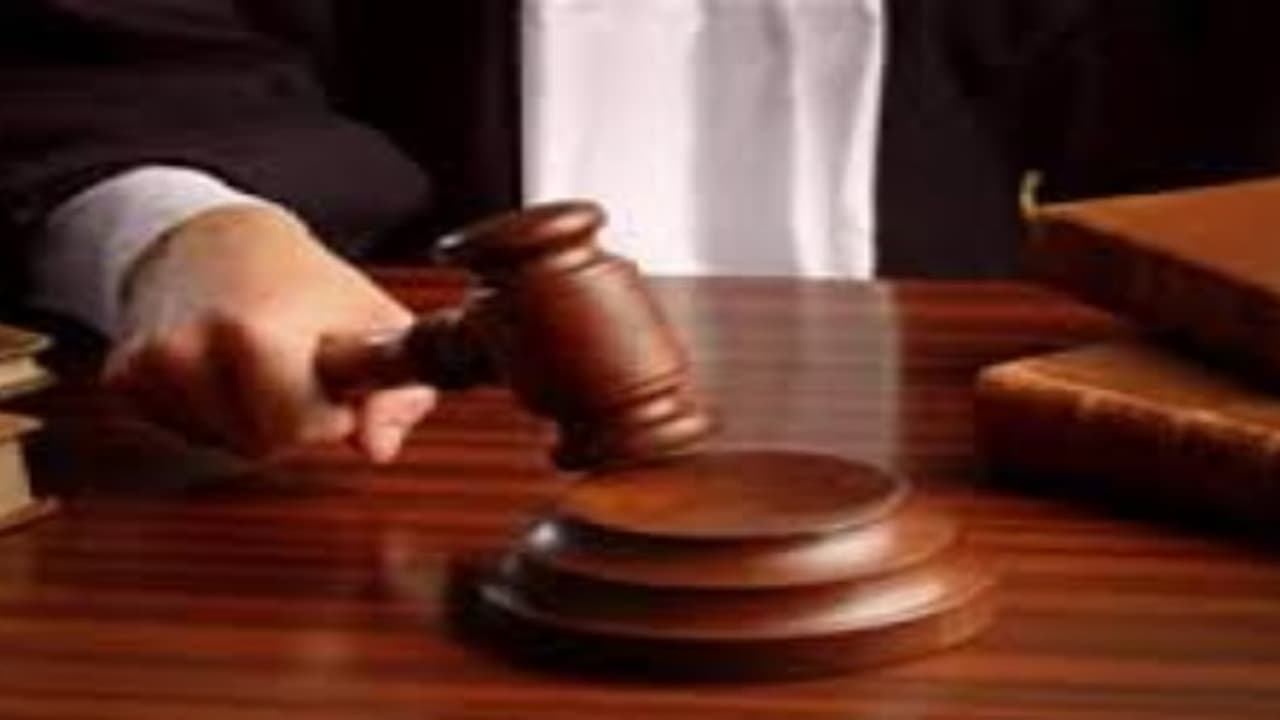 ஆதார் எண் கட்டாயம் இல்லை....உச்சநீதிமன்றம் அதிரடி அறிவிப்பு .... ஆதார் எண் கட்டாயம் இல்லை....உச்சநீதிமன்றம் அதிரடி அறிவிப்பு ....