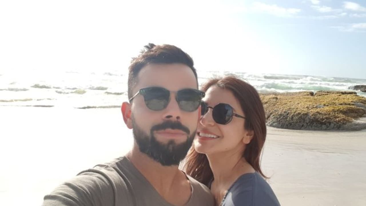 ವಿದೇಶಿ ಪ್ರವಾಸಕ್ಕೆ ಪತ್ನಿ ಜತೆಗಿರಬೇಕು: ಕೊಹ್ಲಿ ಮನವಿಗೆ ಟ್ವಿಟರಿಗರ ಕ್ಲಾಸ್..! ವಿದೇಶಿ ಪ್ರವಾಸಕ್ಕೆ ಪತ್ನಿ ಜತೆಗಿರಬೇಕು: ಕೊಹ್ಲಿ ಮನವಿಗೆ ಟ್ವಿಟರಿಗರ ಕ್ಲಾಸ್..!