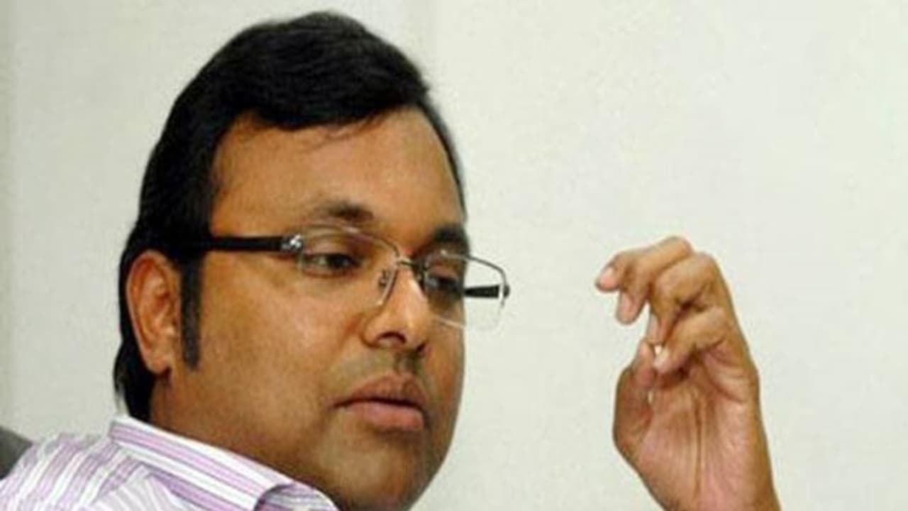 ”நான் இங்கிலாந்து போகணும்” பிரமாண பத்திரத்துடன் உச்சநீதிமன்றத்தை நாடும் கார்த்தி...! ”நான் இங்கிலாந்து போகணும்” பிரமாண பத்திரத்துடன் உச்சநீதிமன்றத்தை நாடும் கார்த்தி...!