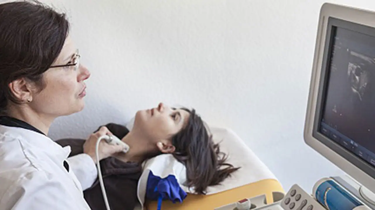 গভীর সমস্যায় ভুগছেন, চিকিৎসকের কাছে খুলে বলুন এই বিষয়গুলি গভীর সমস্যায় ভুগছেন, চিকিৎসকের কাছে খুলে বলুন এই বিষয়গুলি