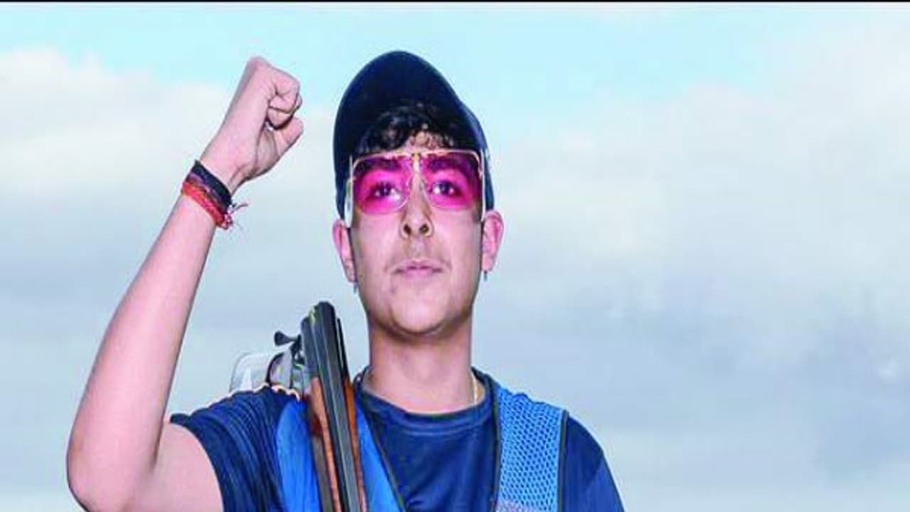 உலகக் கோப்பை துப்பாக்கி சுடுதல் போட்டியில் இந்தியாவின் விவான் கபூருக்கு பதக்கம்... உலகக் கோப்பை துப்பாக்கி சுடுதல் போட்டியில் இந்தியாவின் விவான் கபூருக்கு பதக்கம்...