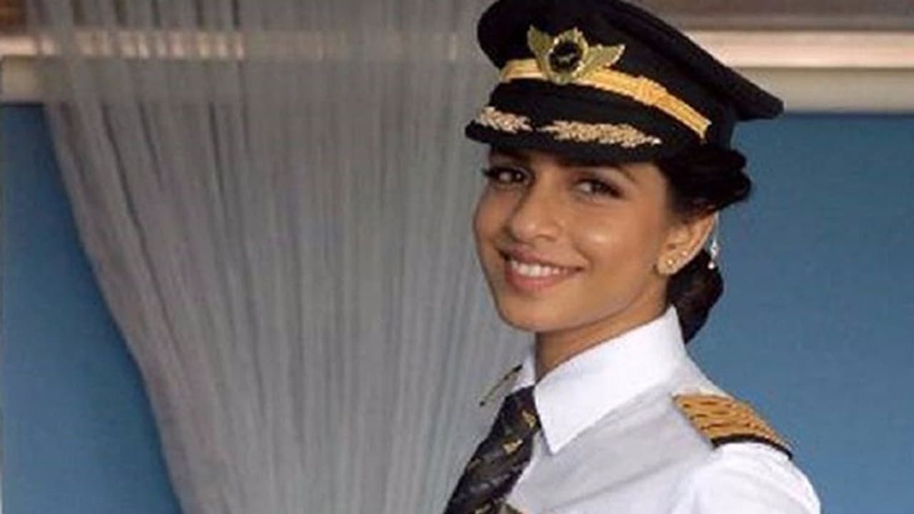 విజయవాడ అమ్మాయి బోయింగ్ 777 ను కమాండ్ చేస్తుంది విజయవాడ అమ్మాయి బోయింగ్ 777 ను కమాండ్ చేస్తుంది