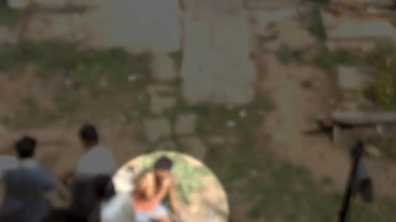 Worker made to manually clean Karnataka police's septic tank! Worker made to manually clean Karnataka police's septic tank!