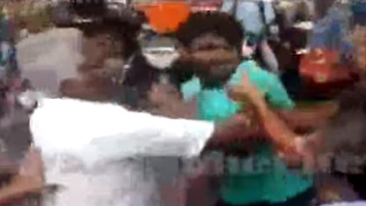 വരാപ്പുഴ കസ്റ്റഡി മരണം; ബിജെപി ഹര്ത്താലില് സംഘര്ഷം വരാപ്പുഴ കസ്റ്റഡി മരണം; ബിജെപി ഹര്ത്താലില് സംഘര്ഷം